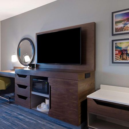 Hampton Inn & Suites มารีนา ภายนอก รูปภาพ