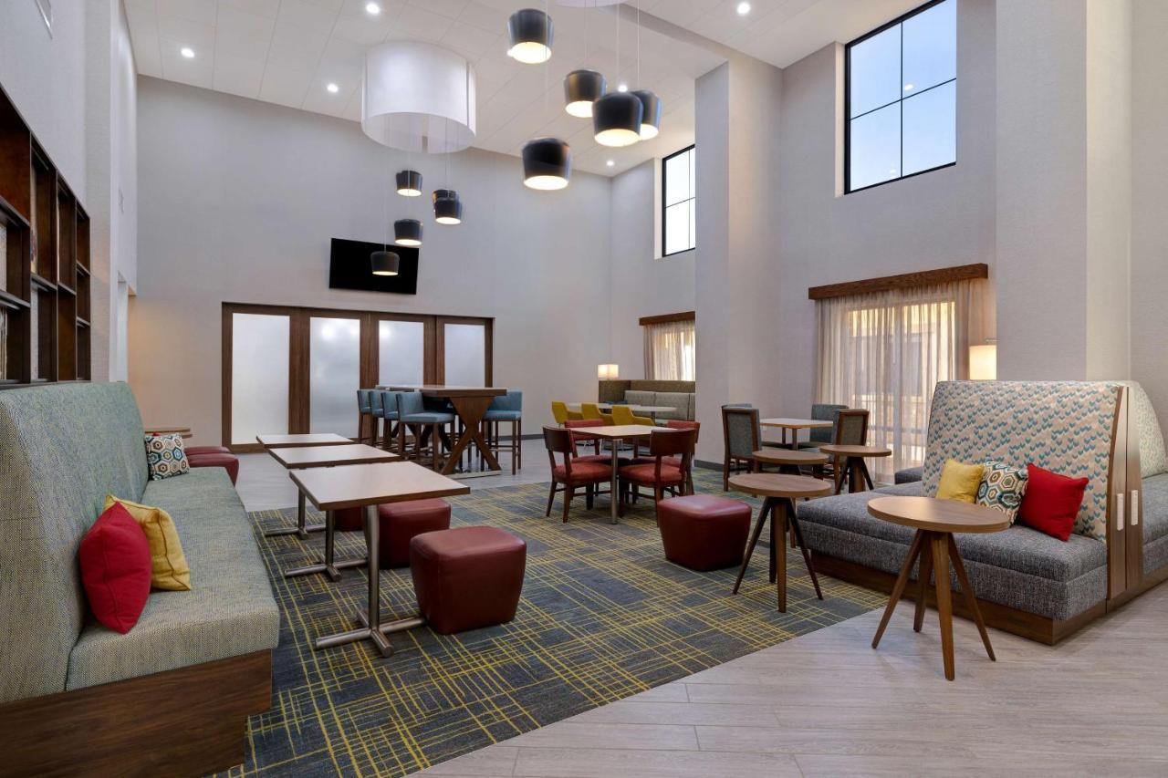 Hampton Inn & Suites มารีนา ภายนอก รูปภาพ