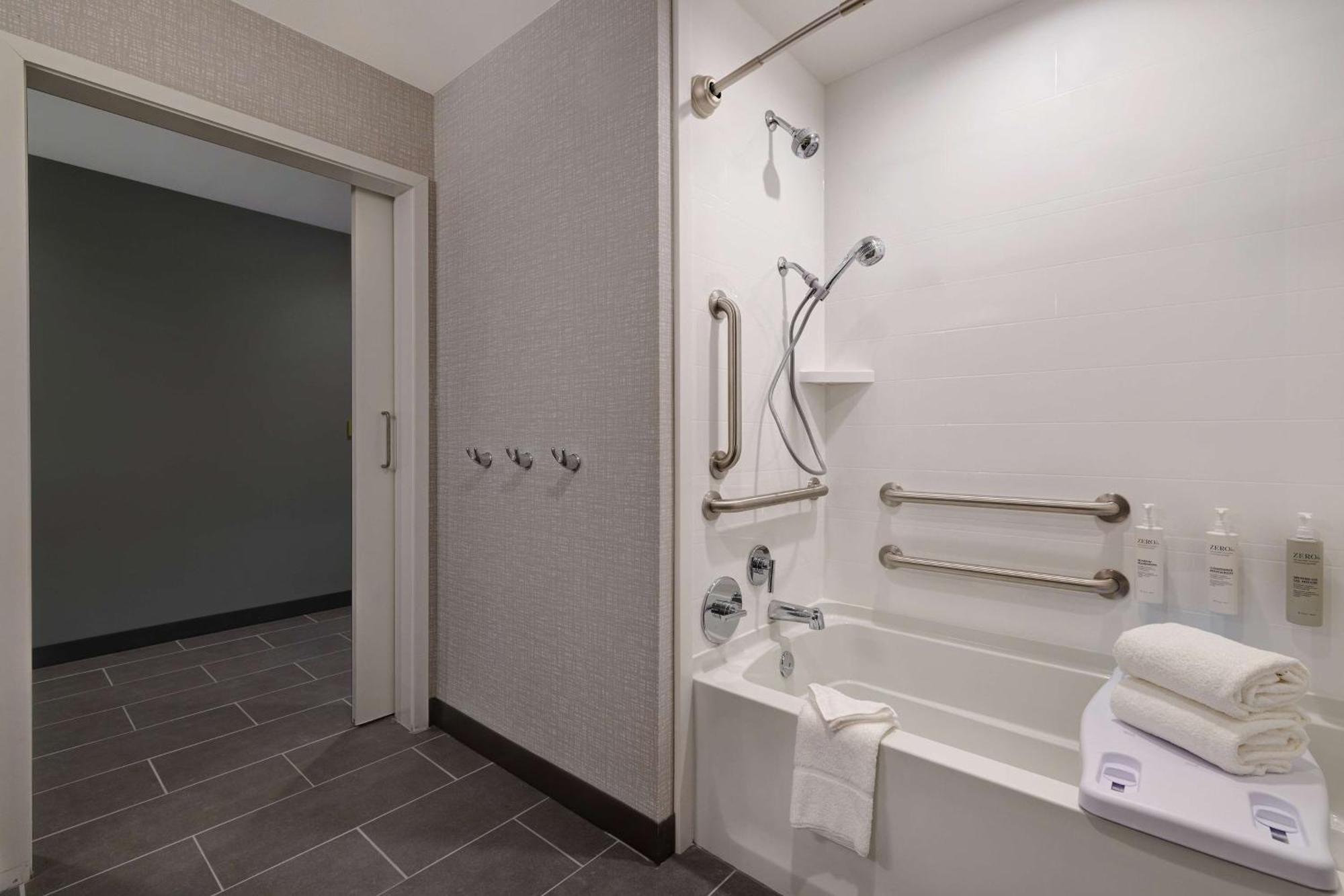 Hampton Inn & Suites มารีนา ภายนอก รูปภาพ