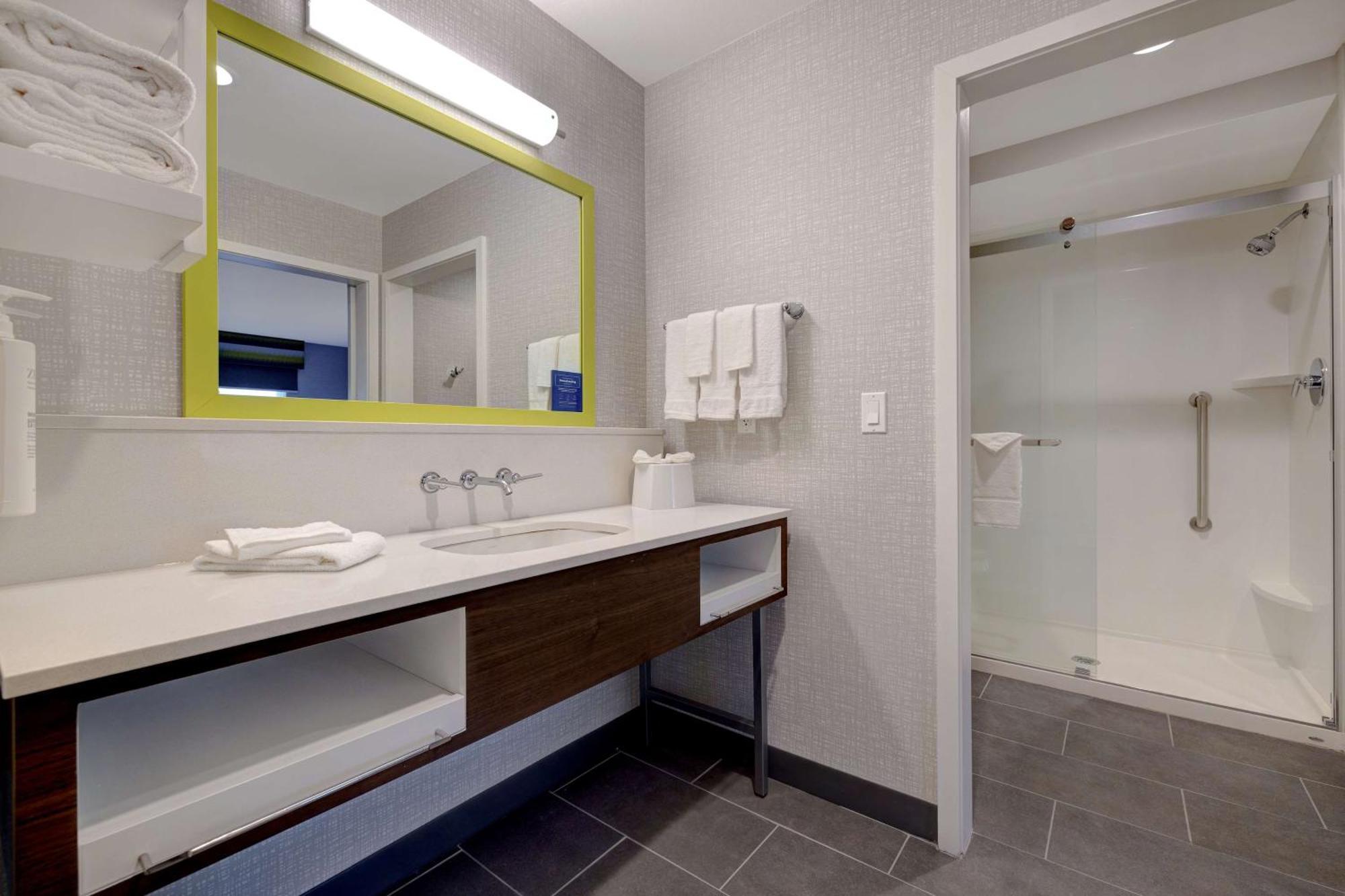 Hampton Inn & Suites มารีนา ภายนอก รูปภาพ