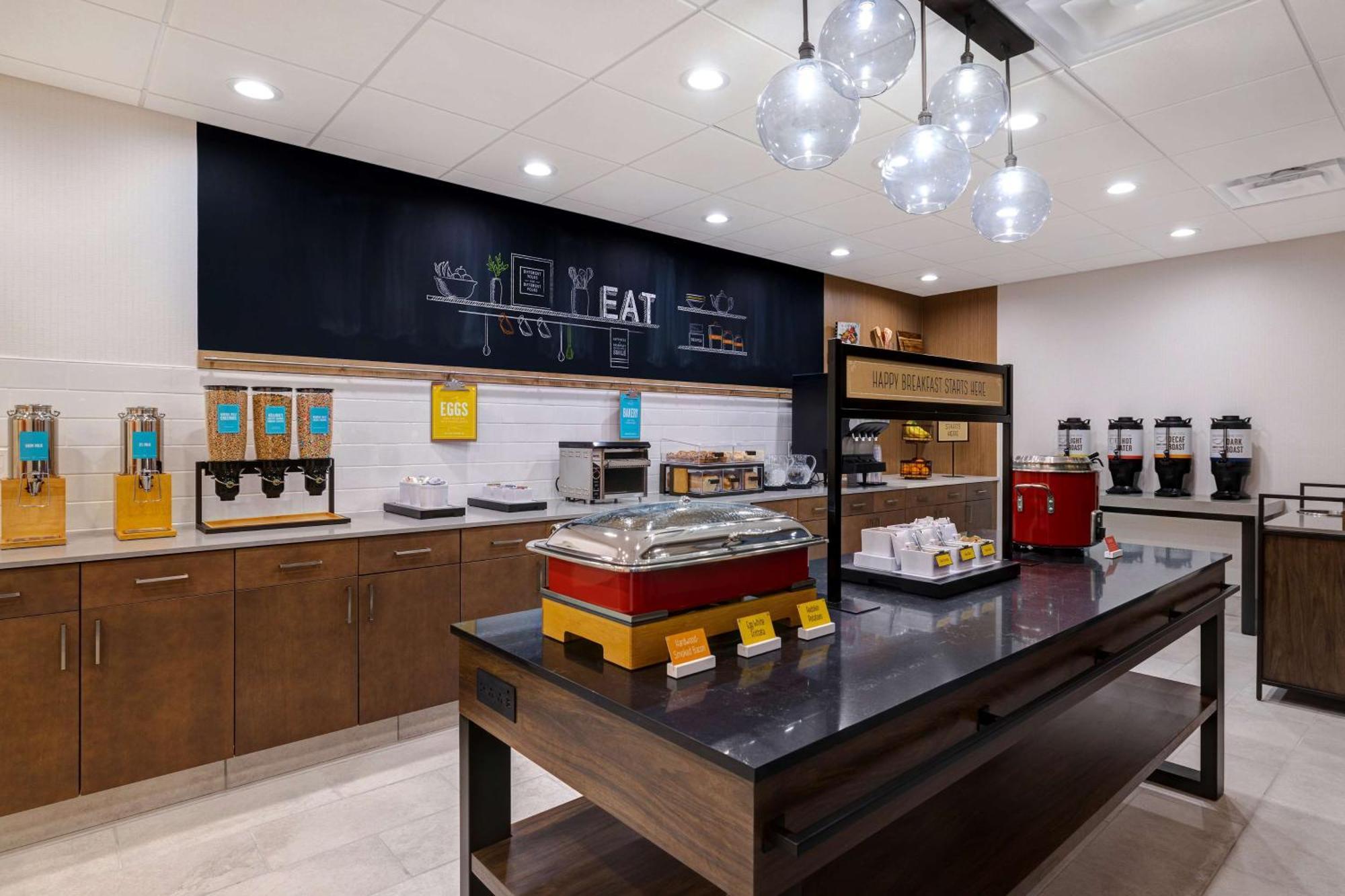 Hampton Inn & Suites มารีนา ภายนอก รูปภาพ