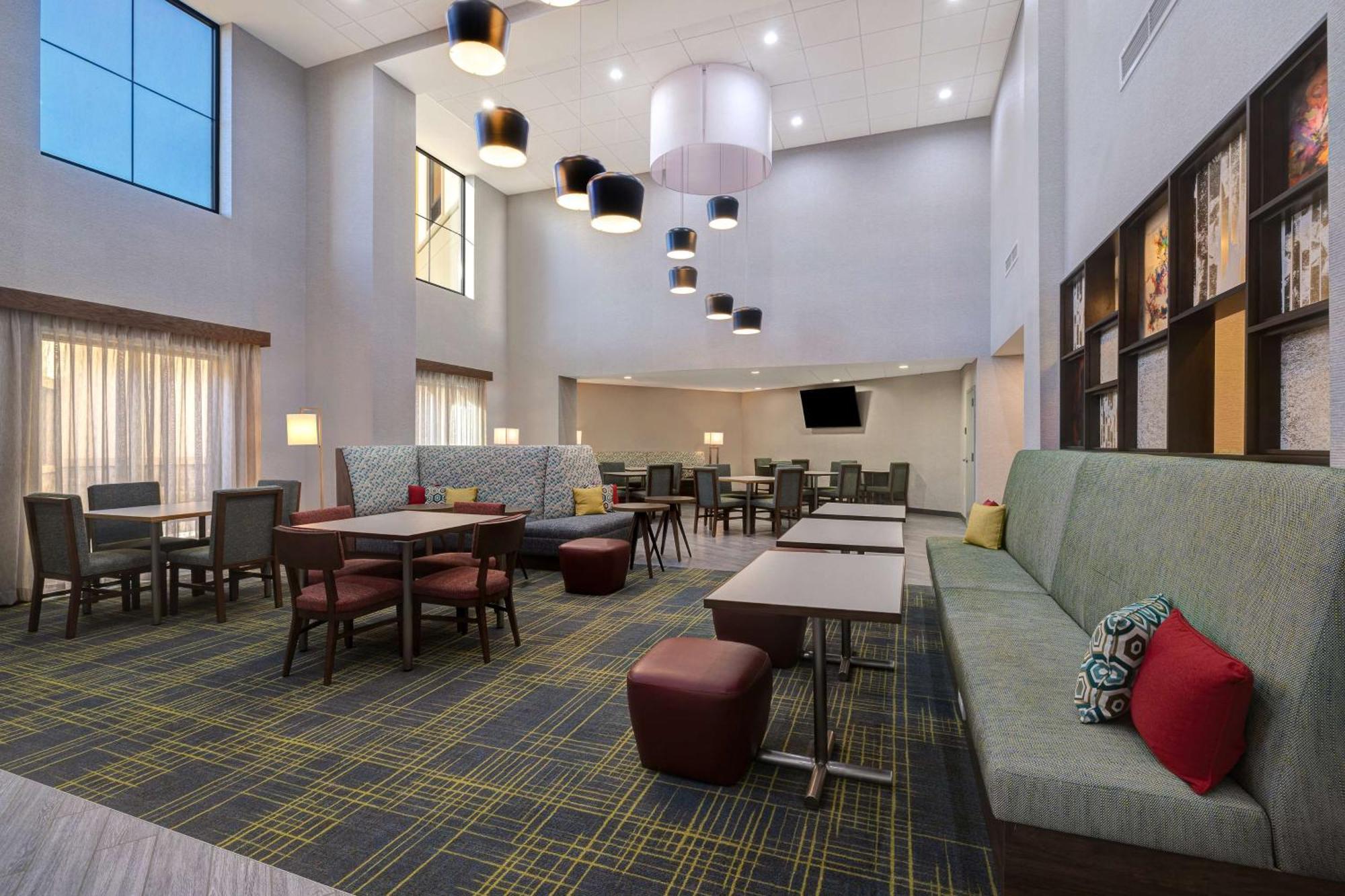 Hampton Inn & Suites มารีนา ภายนอก รูปภาพ